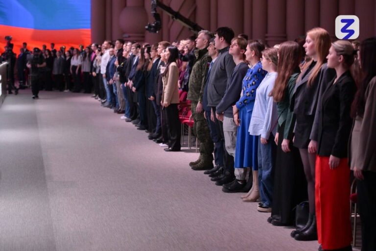    Оренбургская старшеклассница приняла участие в просветительском марафоне Знание.Наука Мария Чалкина