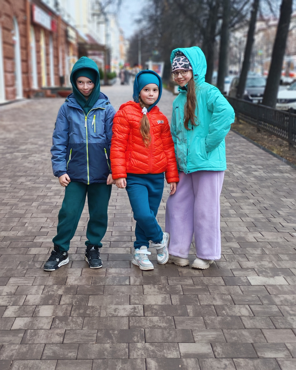 Дети. Фото из личного архива. Про нашу жизнь. Прогулка по Нижнему Тагилу 