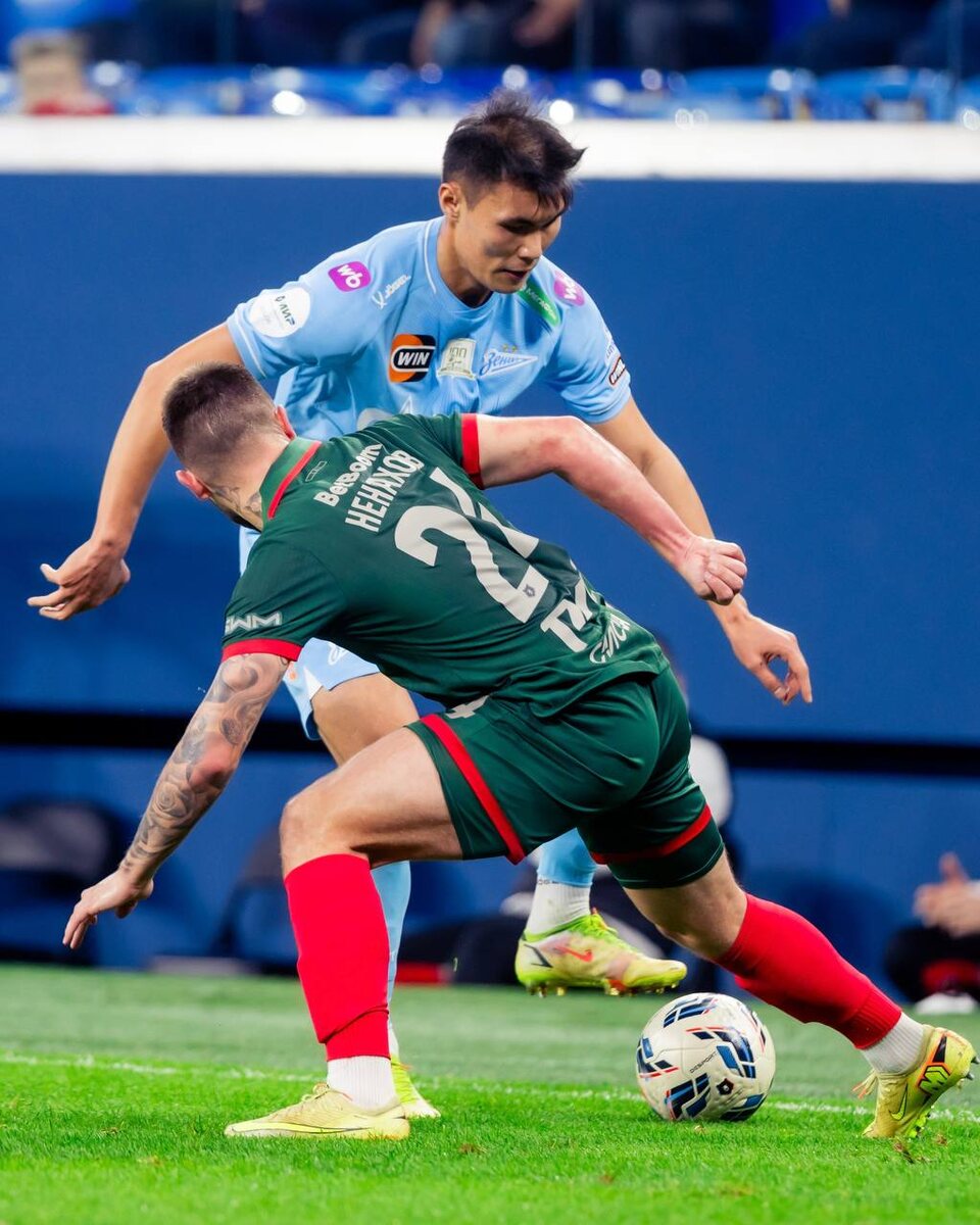    "Зенит" переехал "Локомотив"Алексей Андрианов