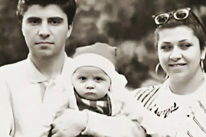 Сосо Павлиашвили с женой Нино и сыном Леваном.