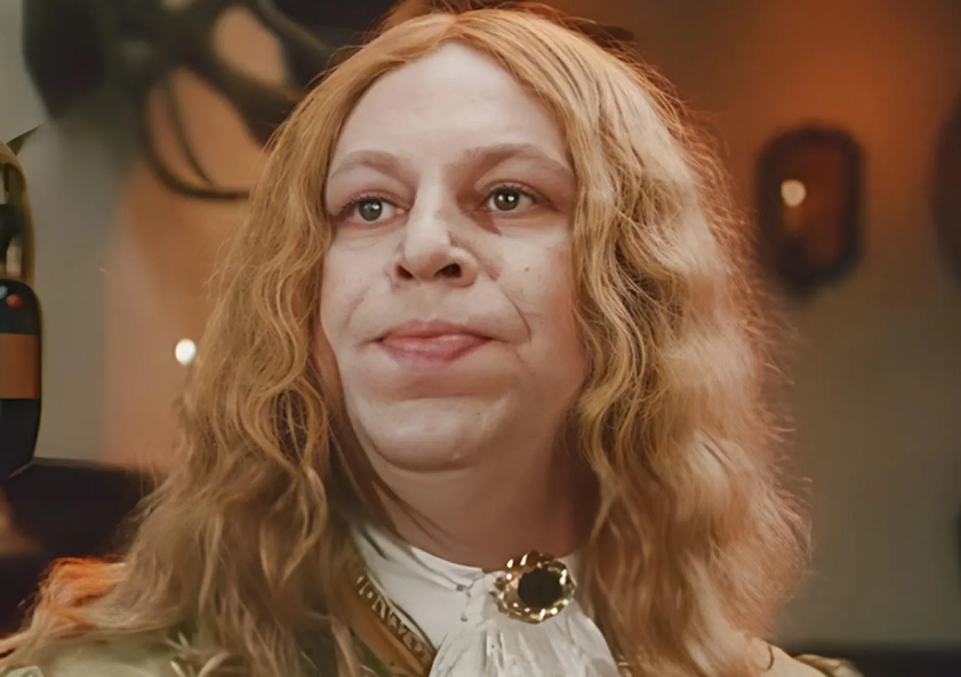 Кадр из фильма «Дон Сезар де Базан» (1988). Скриншот.