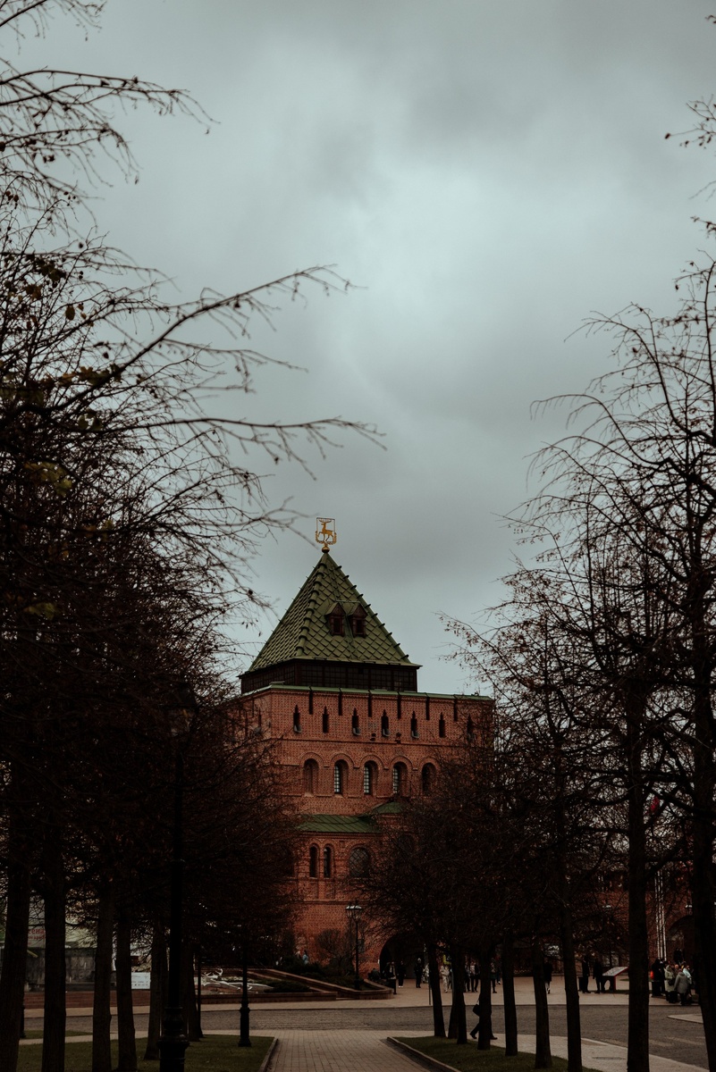 Дмитриевская башню Кремля 