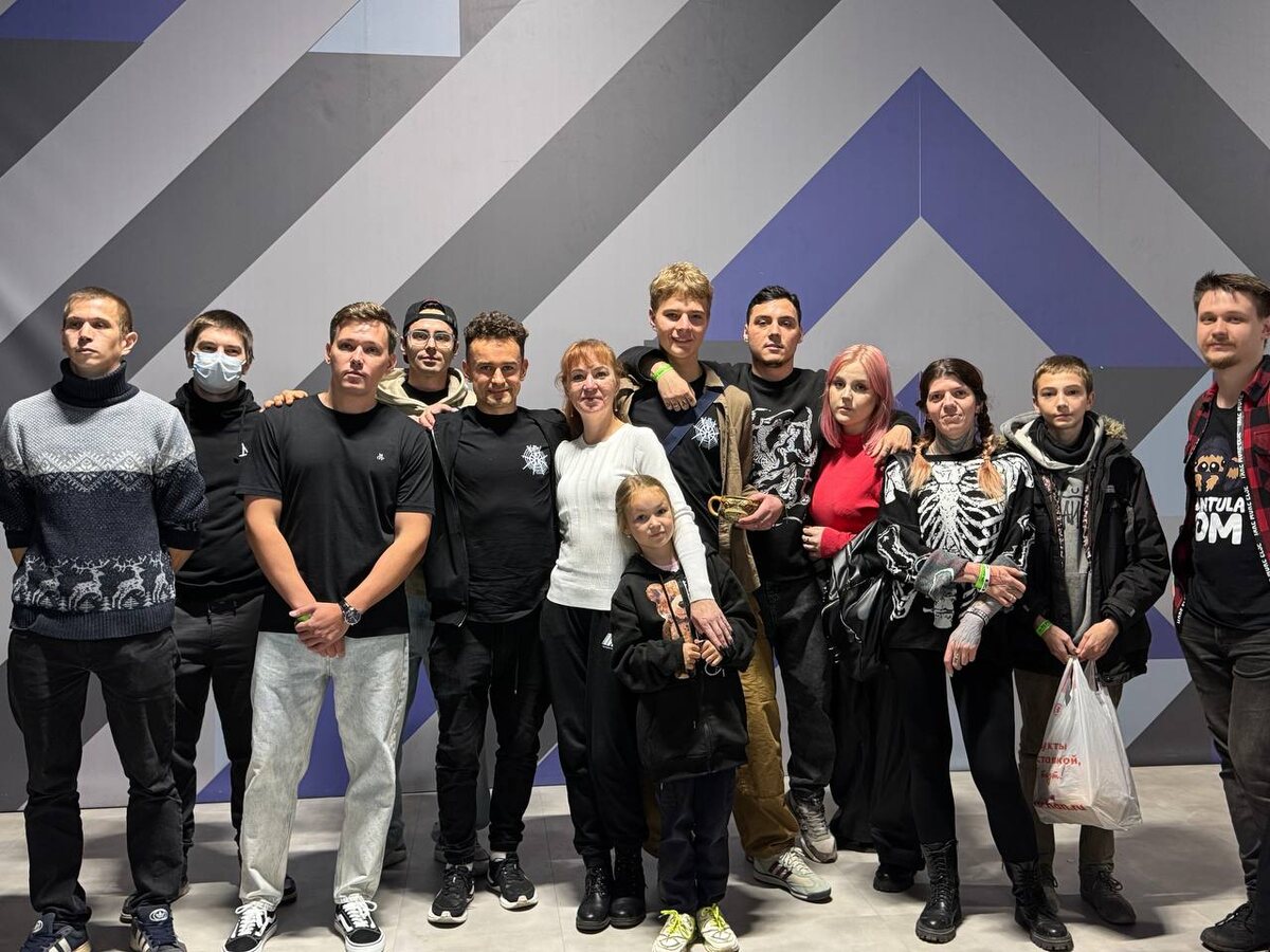                                 Проводим оффлайн встречи на тематическихт мероприятиях