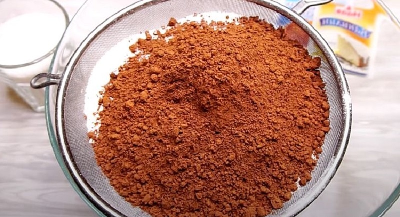 Шоколадный торт за 20 минут: секрет идеальных коржей и нежного крема