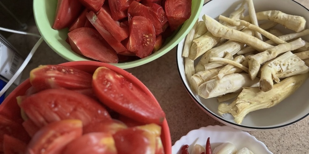 Почему тело просит острого при высоком сахаре: физиология тяги к острому при нестабильной глюкозе