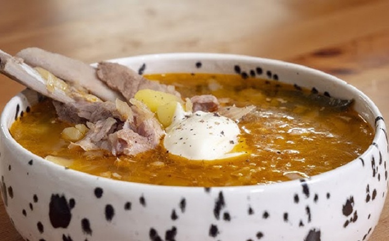 Щи по уникальному рецепту Похлёбкина: густое рагу с репой и капустой на домашнем бульоне