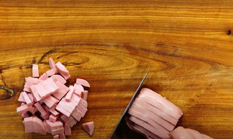 Щи по уникальному рецепту Похлёбкина: густое рагу с репой и капустой на домашнем бульоне