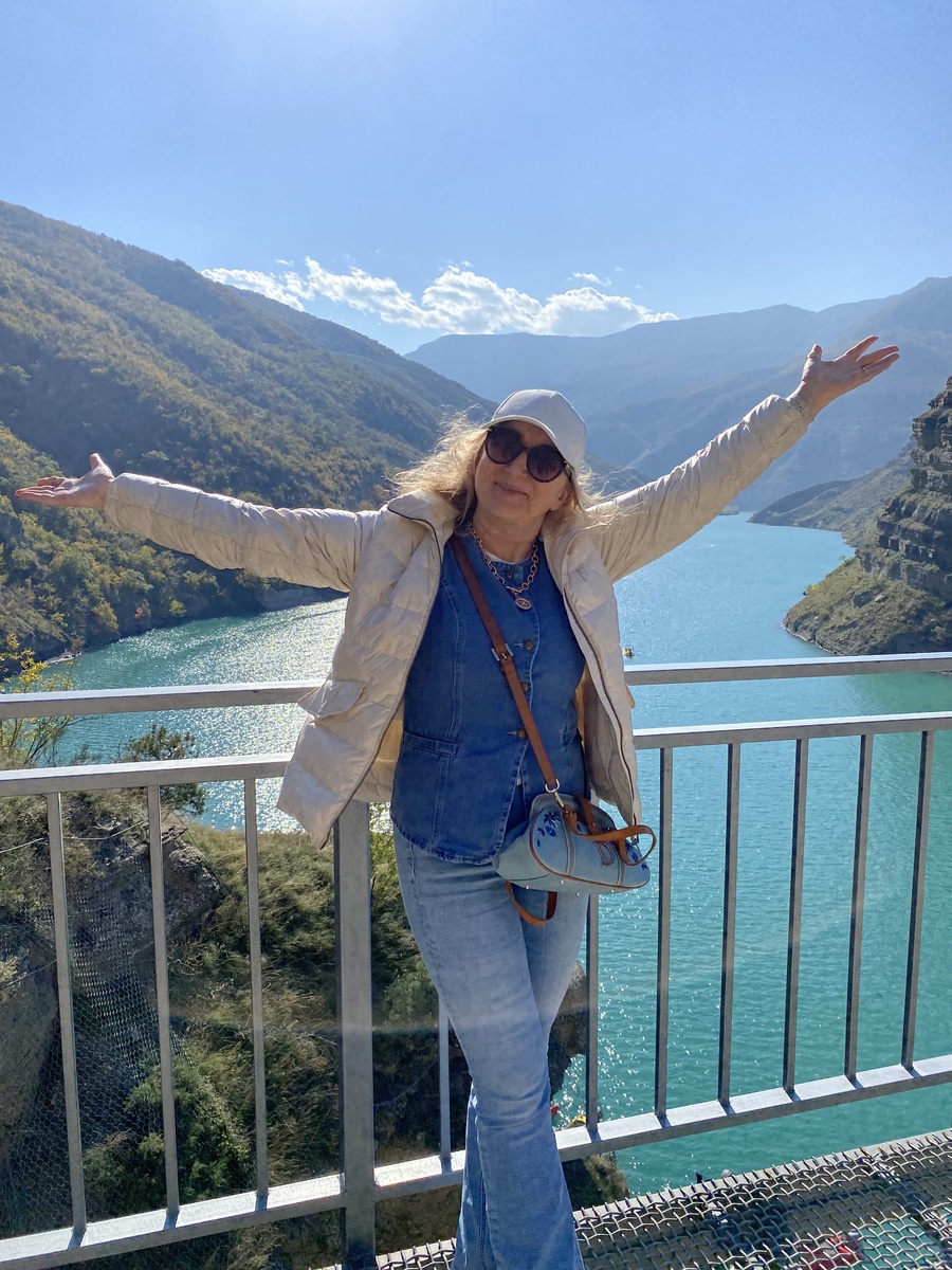 Элита Смайл — финансовый эксперт и кризис-менеджер компаний, спикер региональных представительствах, преподаватель магистратуры ИТМО. 12+ лет опыта в бизнесе за границей, 3000+ финансовых моделей, 50+ автоматизированного управленческого учета в дашбордах, 30+ компаний вышедших из убытка.