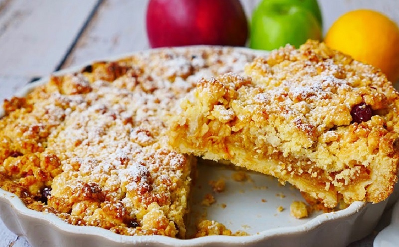 Яблочный пирог из песочного теста: уют и аромат в каждом кусочке