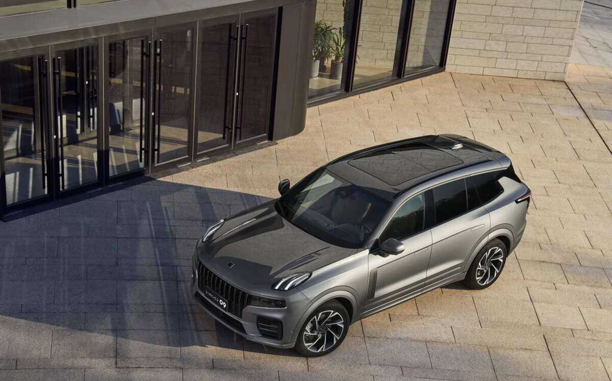 https://sochi.chi-auto.ru/sites/default/files/styles/imgs_pages_auto/public/media/2025-06/lynk_and_co_09_1110795.jpg?itok=fjIyiJGk