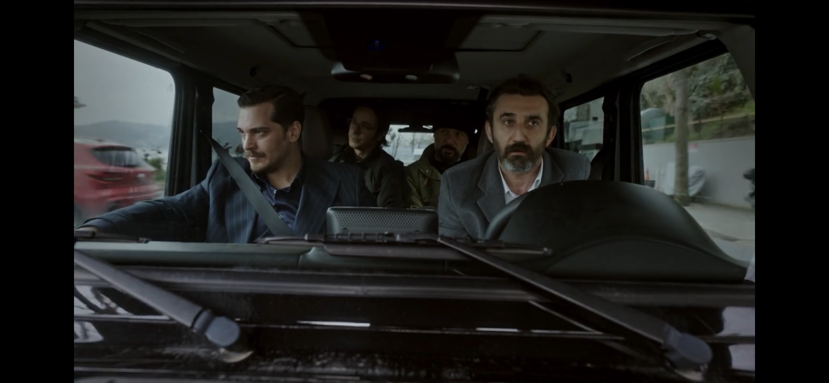 Стоп кадр из сериала «Мечта Эшрефа»