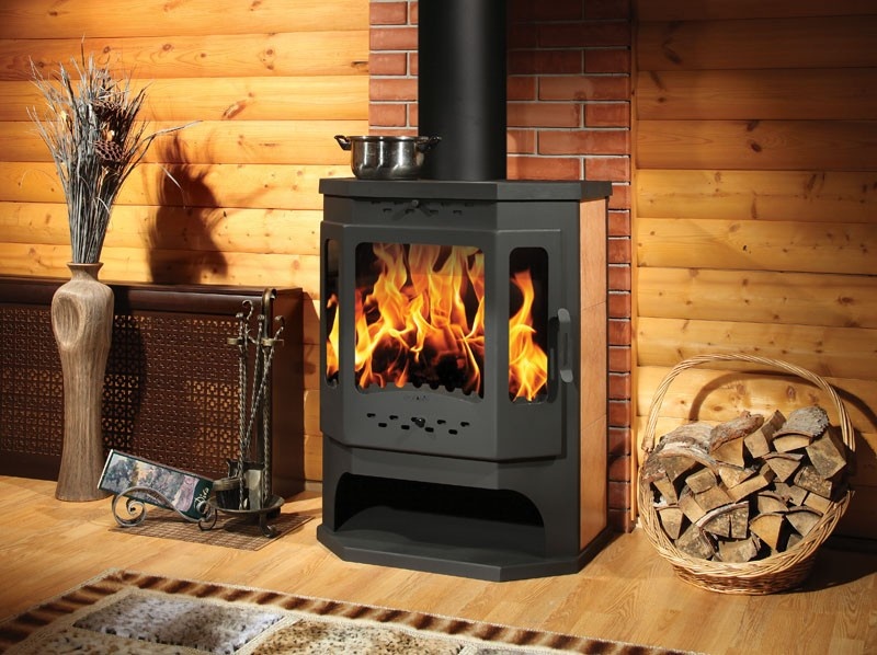 Всё о топливе для камина и печи: что выбрать, чтобы было и уютно, и выгодно