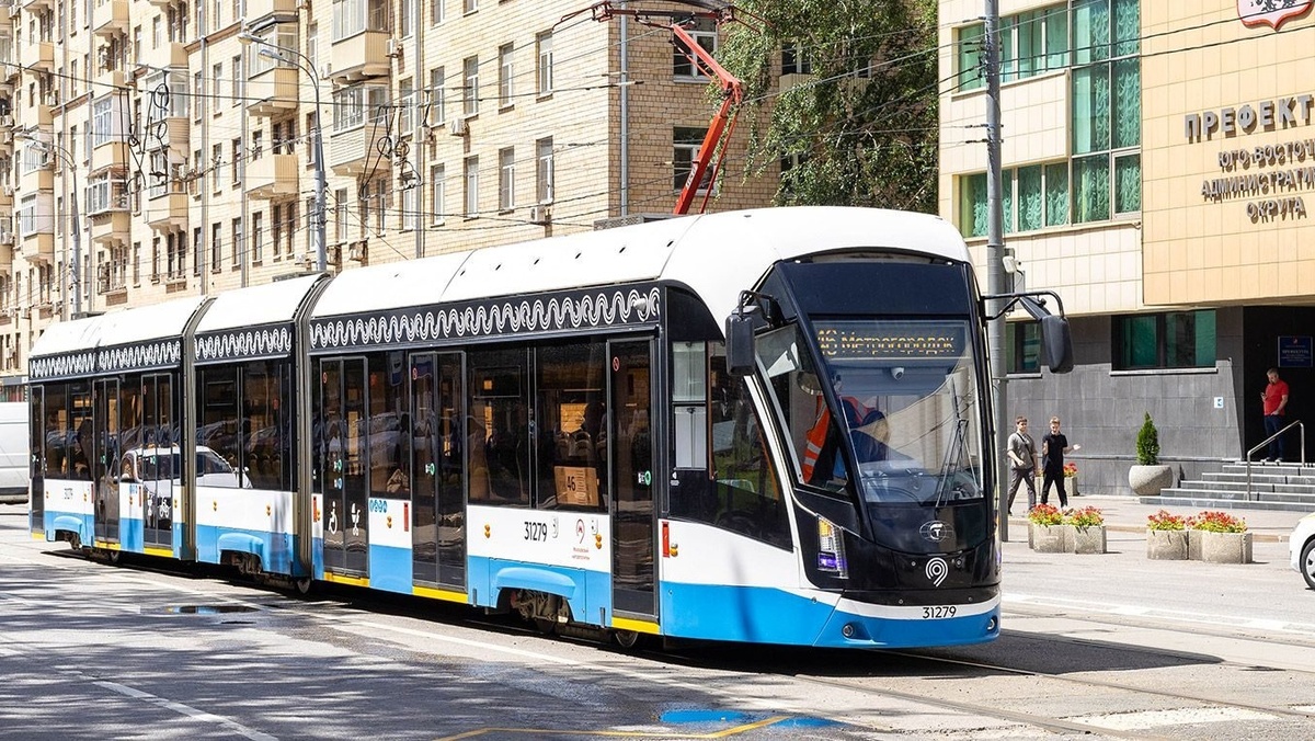 Какие трамвайные маршруты в столице самые длинные?