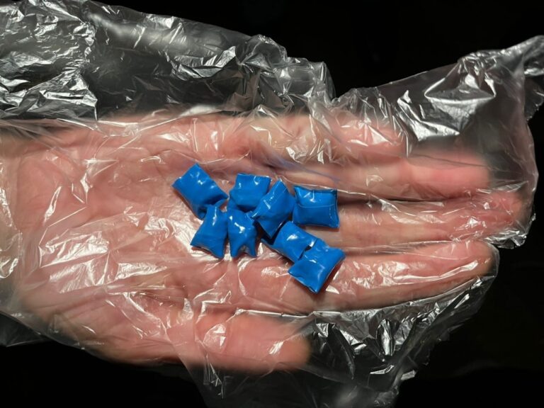    В Оренбурге двое мужчин пытались продавать метадон Мария Чалкина