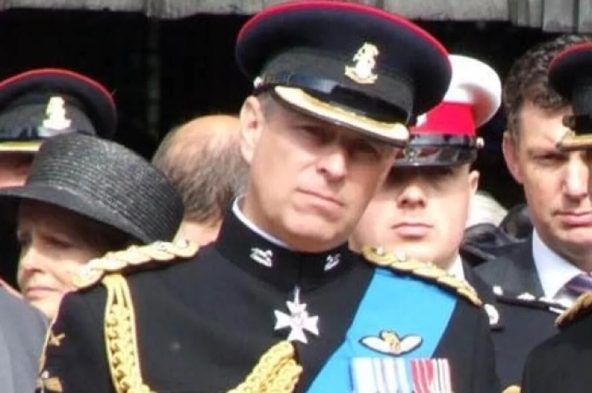    Экс-принца Эндрю лишат звания вице-адмирала ВМС Великобритании