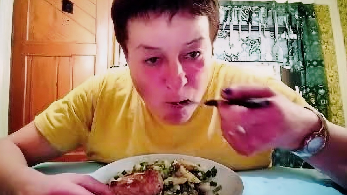 Звезда ТикТока Марина Краюшкина - типичная "тарелочница" 