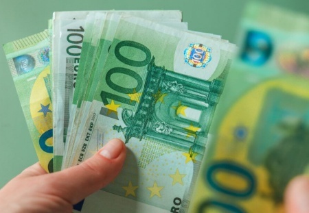    Долги Украины перед ЕС выплачивает Польша