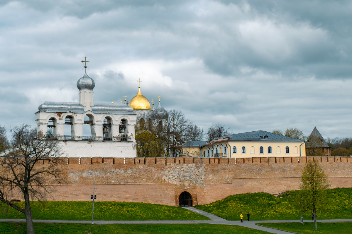 Новгородский кремль (Детинец), Софийская звонница, Софийский собор. Фото автора