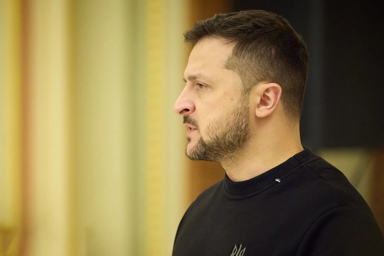     Зеленского раскритиковали за инициативу о бесплатиных поездках для украинцев