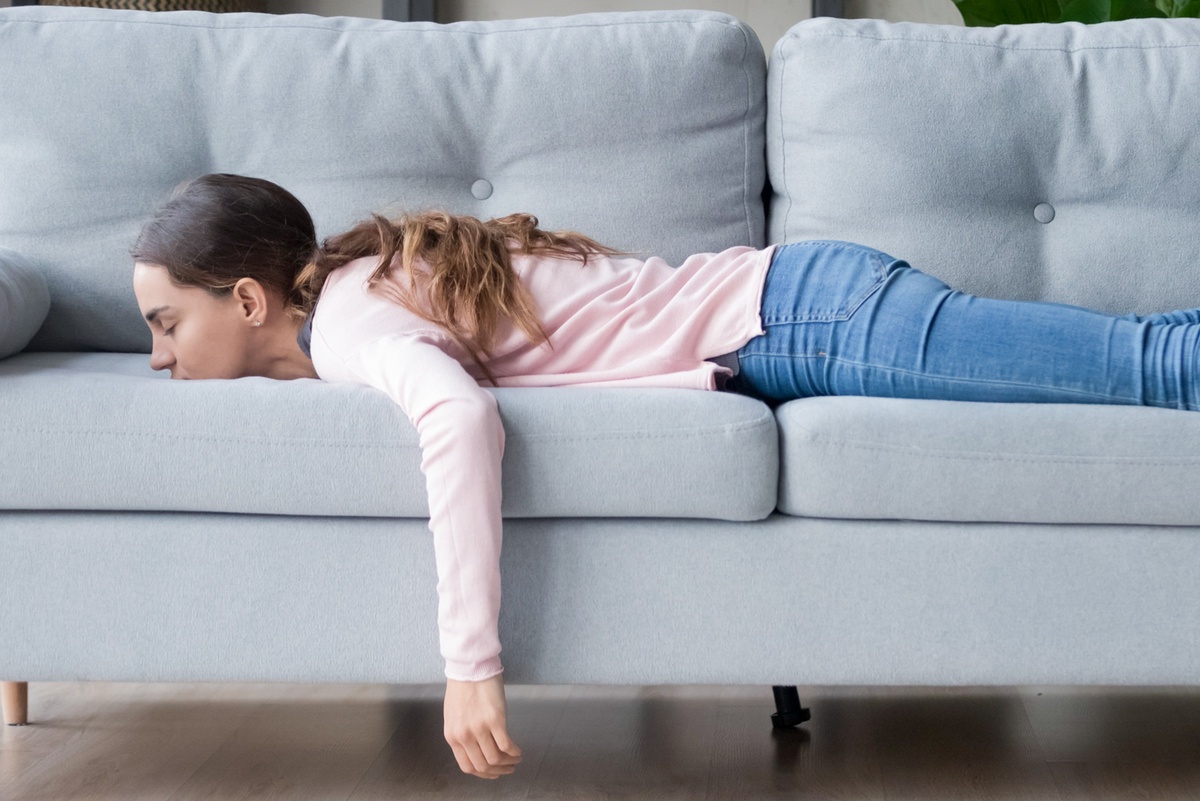    Лень - не враг, а сигнал организма о внутреннем конфликте, нехватке энергии или смысла. / Фото: iStock