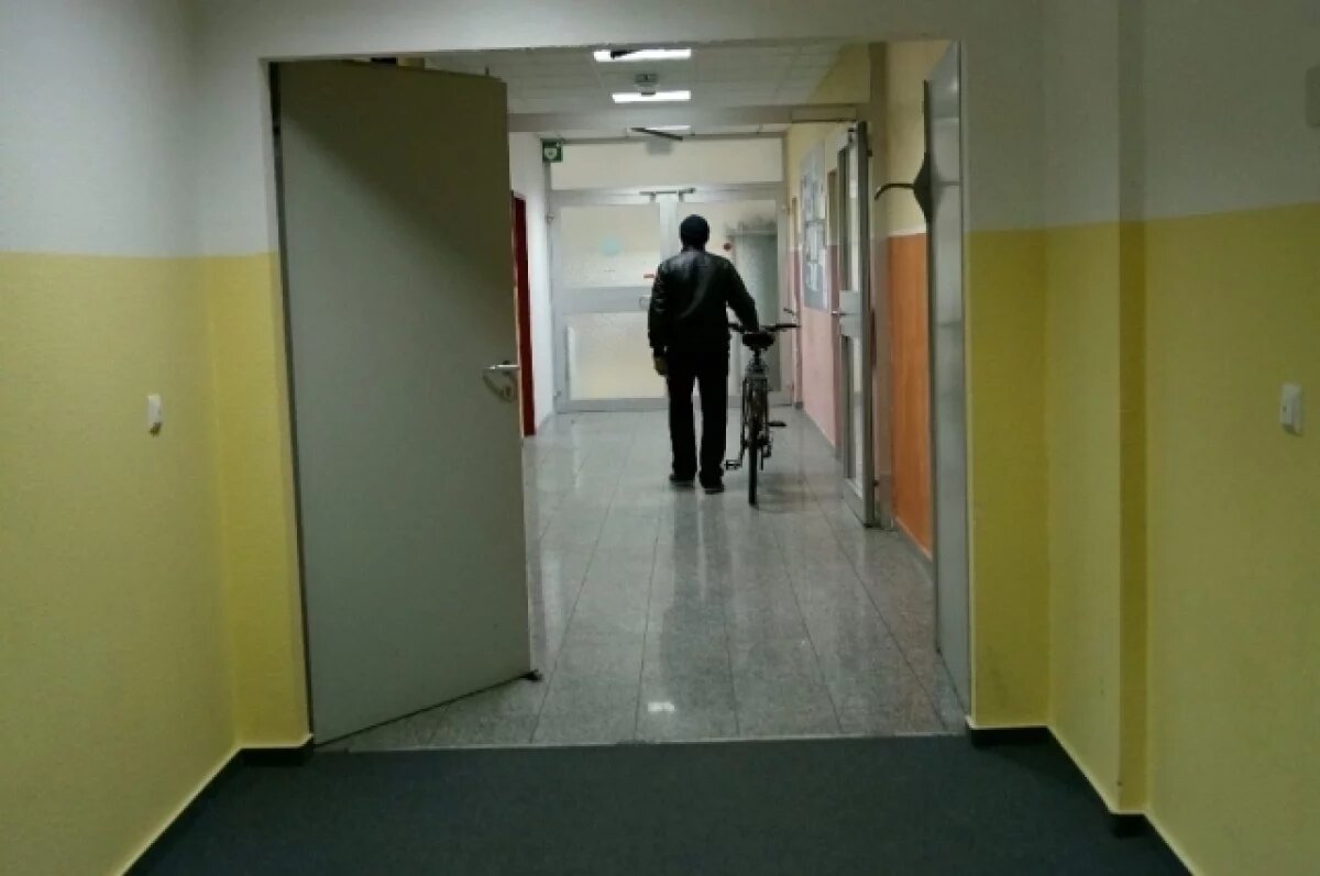    В Берлине закроют самый крупный центр приема украинских беженцев