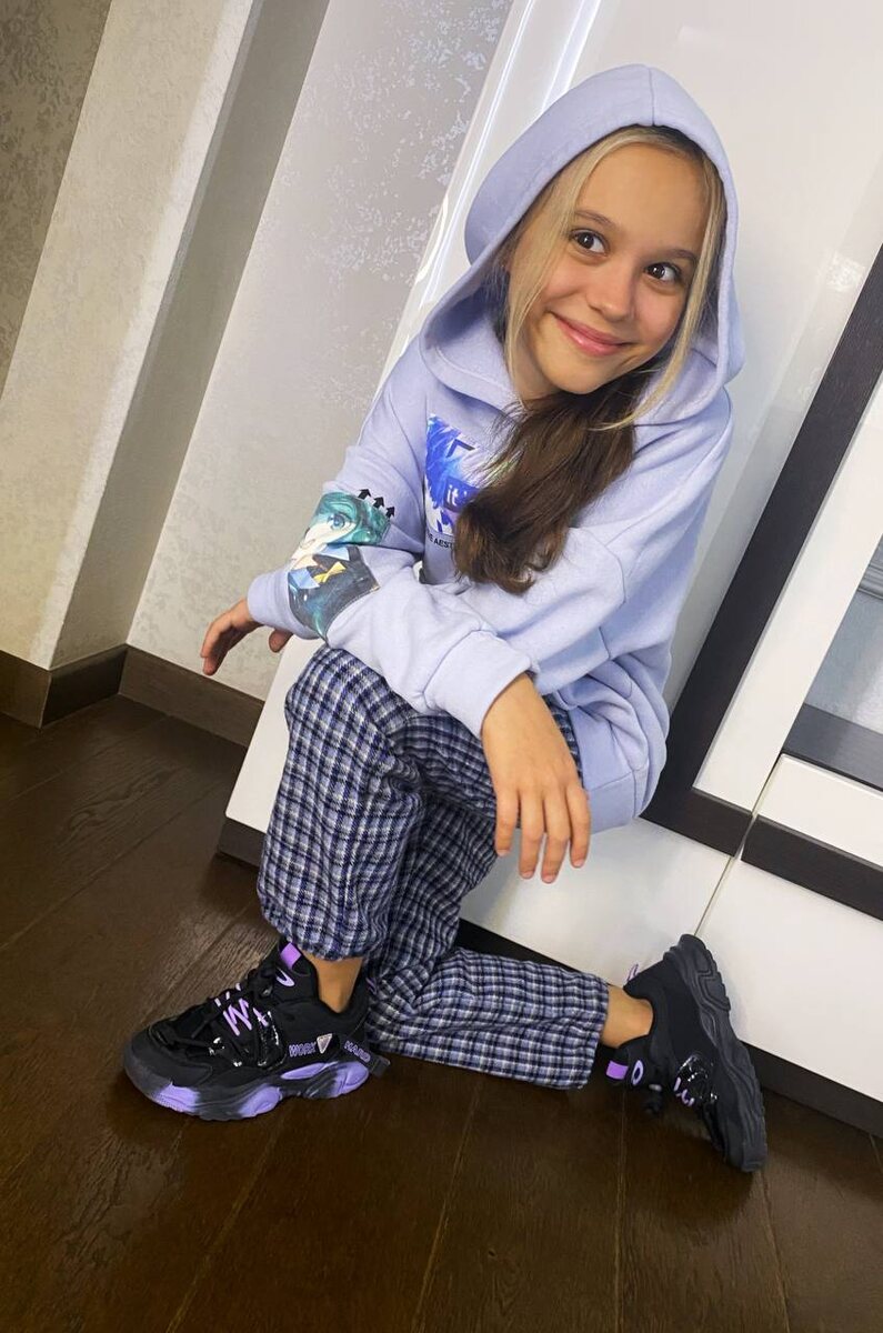 LM • Дизайн • Пошив одежды • Лидия Мозолевская