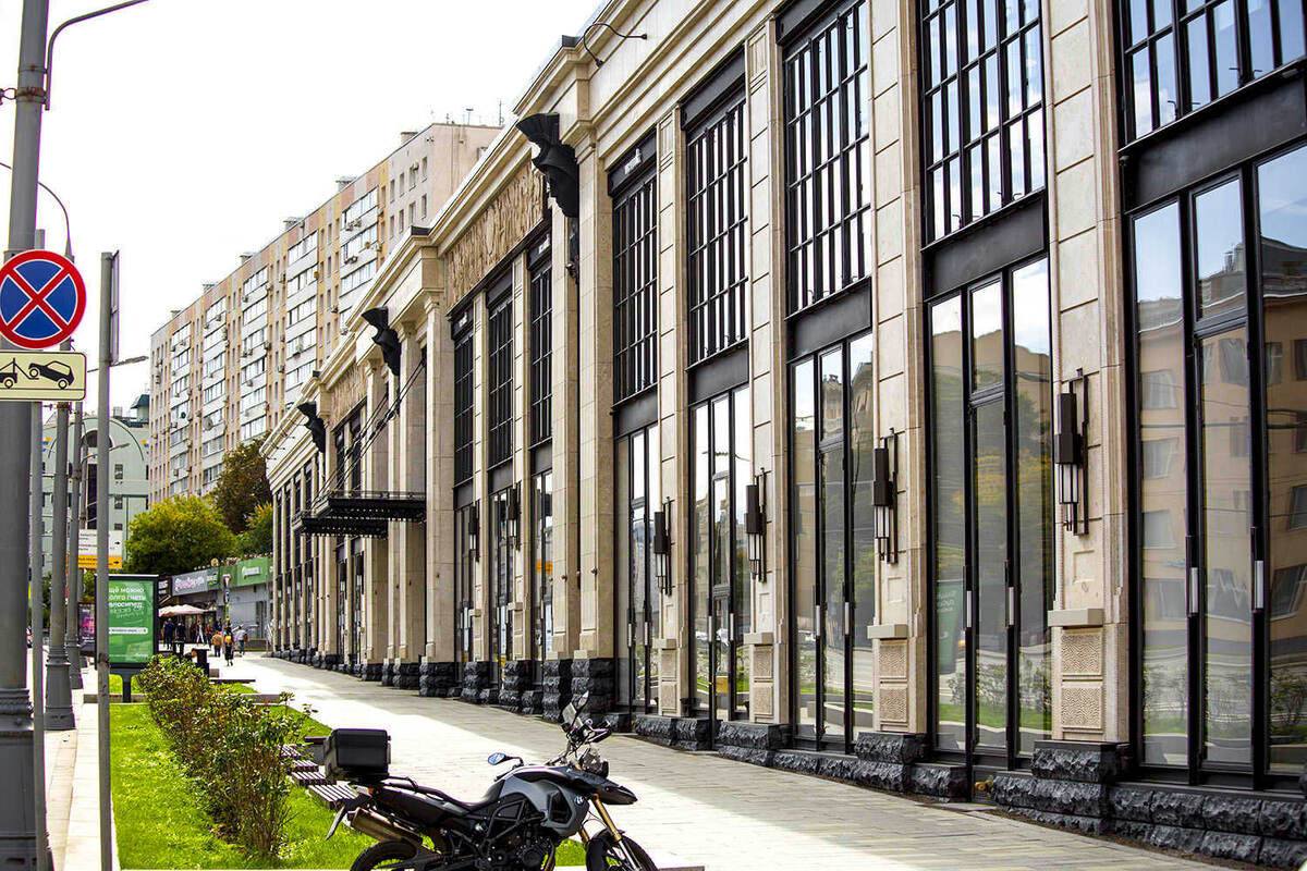 Входная зона Торговых галерей на Якиманке, 26