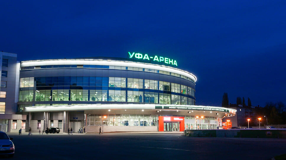 Домашняя серия уфимского клуба закончилась поражением действующим чемпионам КХЛ.📷Фото: Идэль Гумеров, Коммерсантъ