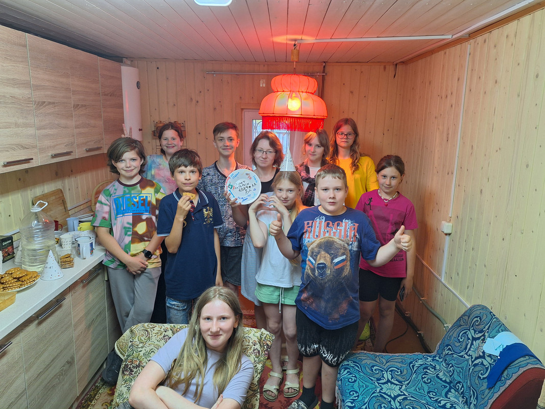 Как можно не хотеть с нами подружиться? (за кадром "Брата пятерых", июнь 2024)