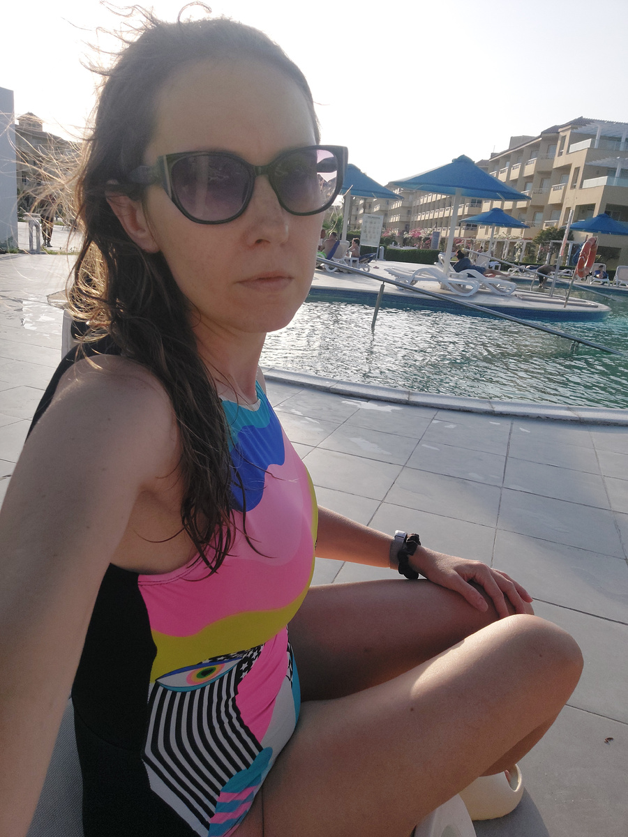 Бассейн другой, зато купальник тот же 