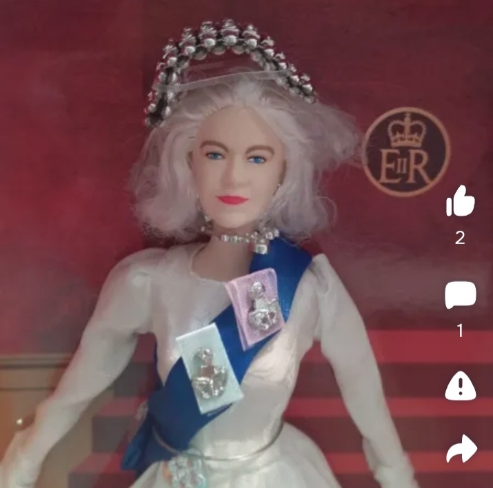 И просто злобная бабка в занавесках.  Отзыв с сайта озон. 