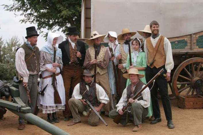 Африканеры придерживаются протестантизма весьма правого направления, что идейно близко Трампу