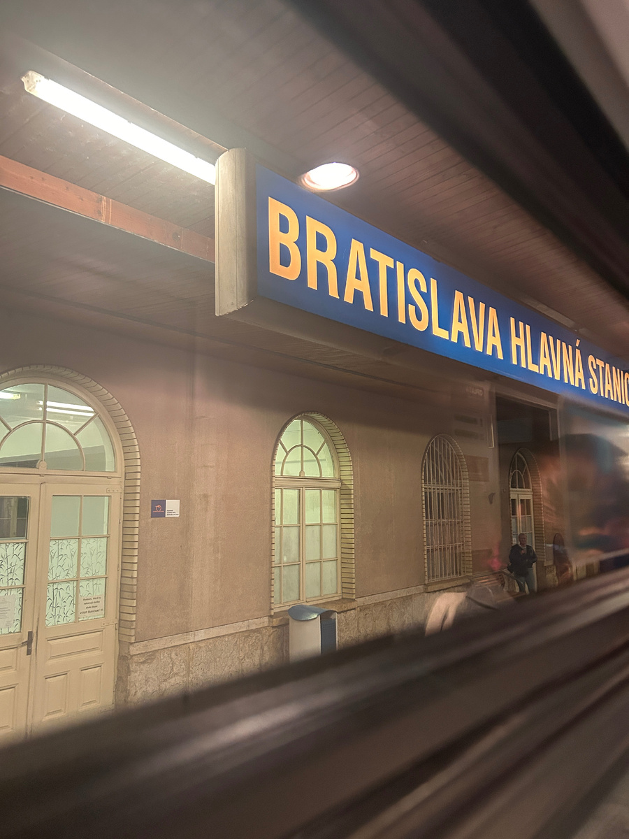 Bratislava Hlavny в 6 утра