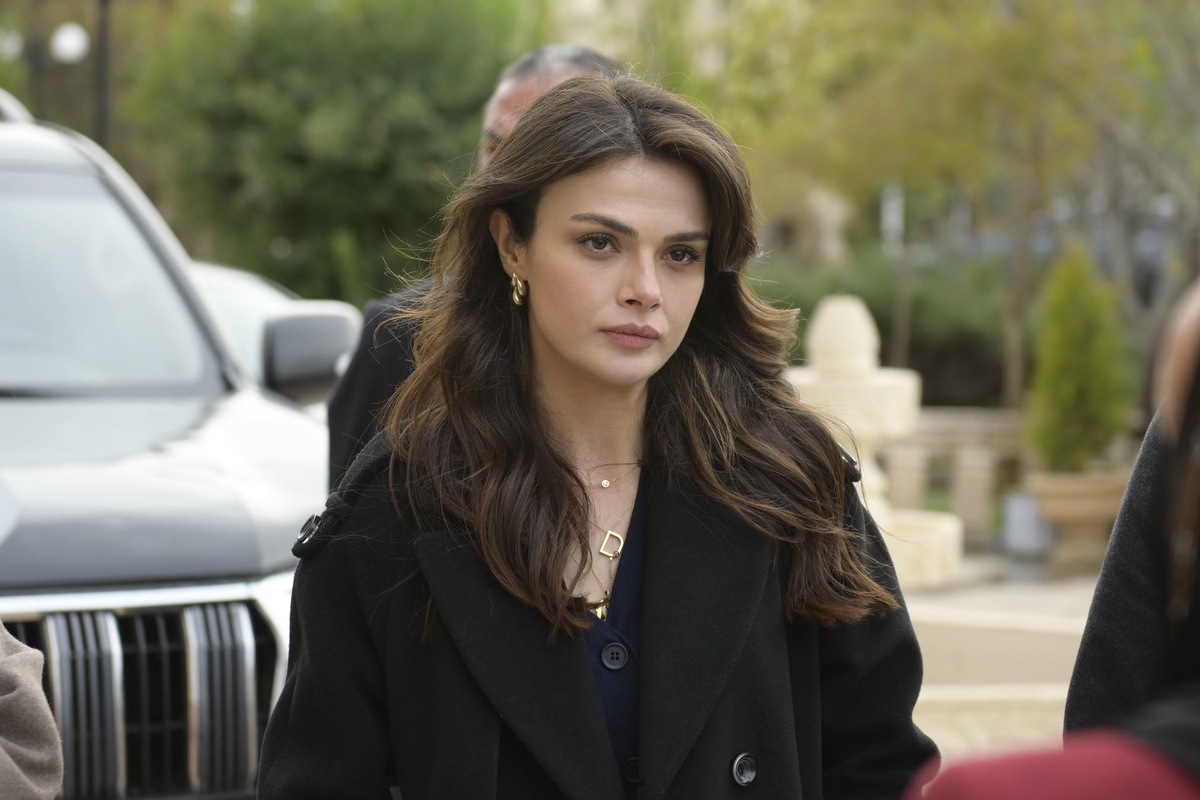 Синем Унсал, турецкая актриса, яндекс фото