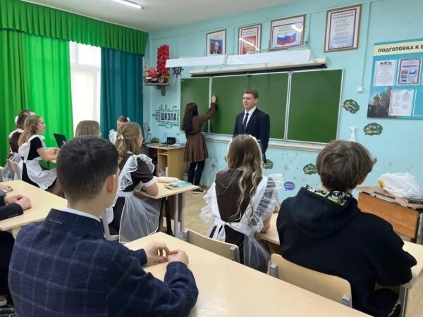    Педагогический класс. Фото: С.В. Хайрулина. ГБОУ СОШ №2 «ОЦ» г. Нефтегорск (Самарская обл.)