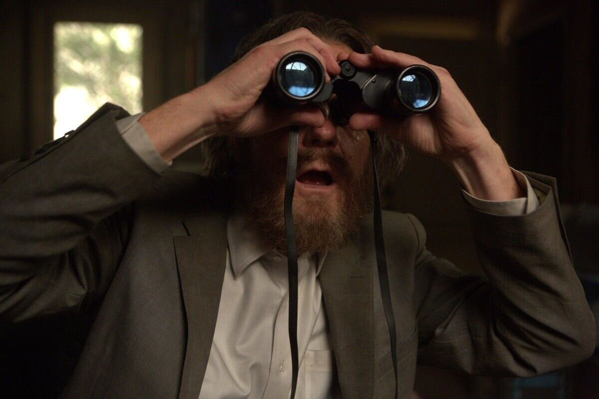 кадр из фильма "Во всём виноват енот" Робин Свайкорд 2016 года