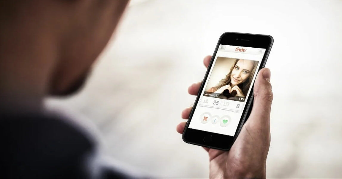 Когда тебя не хотят дома, соблазн найти подтверждение своей состоятельности на стороне становится непреодолимым. Это не поиск любви, а попытка залатать рану на самолюбии.