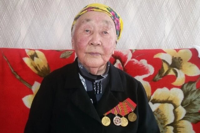    Цындыма Базарова — труженица тыла. Фото: предоставлено bur.aif.ru героем публикации.