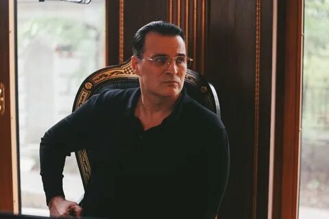 Кадр из сериала Жизнь по вызову 