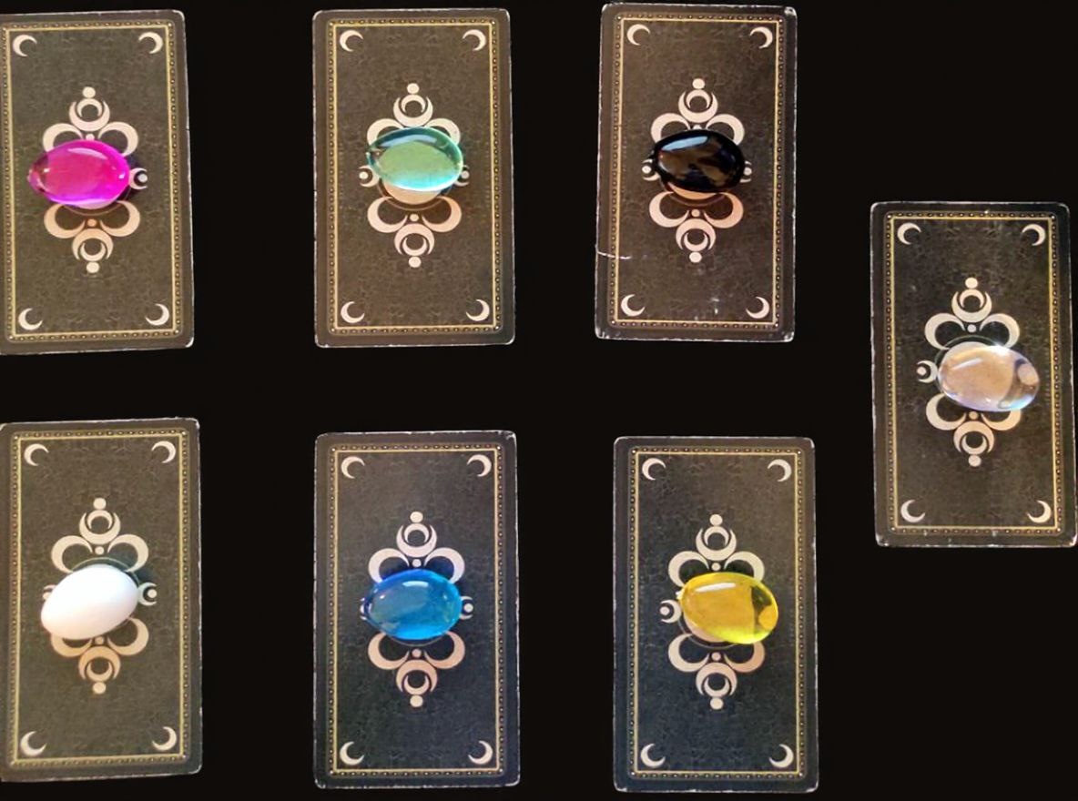 НЕОБХОДИМО СОСРЕДОТОЧИТЬСЯ И ВЫБРАТЬ КАРТУ ИЛИ КАМЕШЕК ⬆⬆⬆