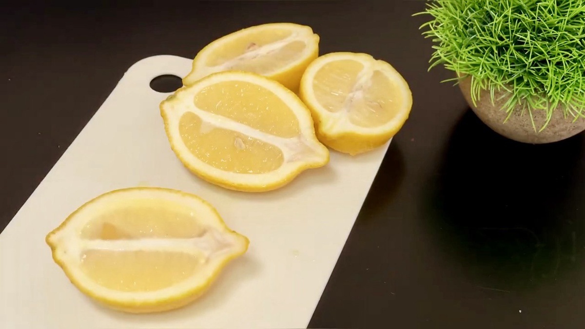 листайте карусель