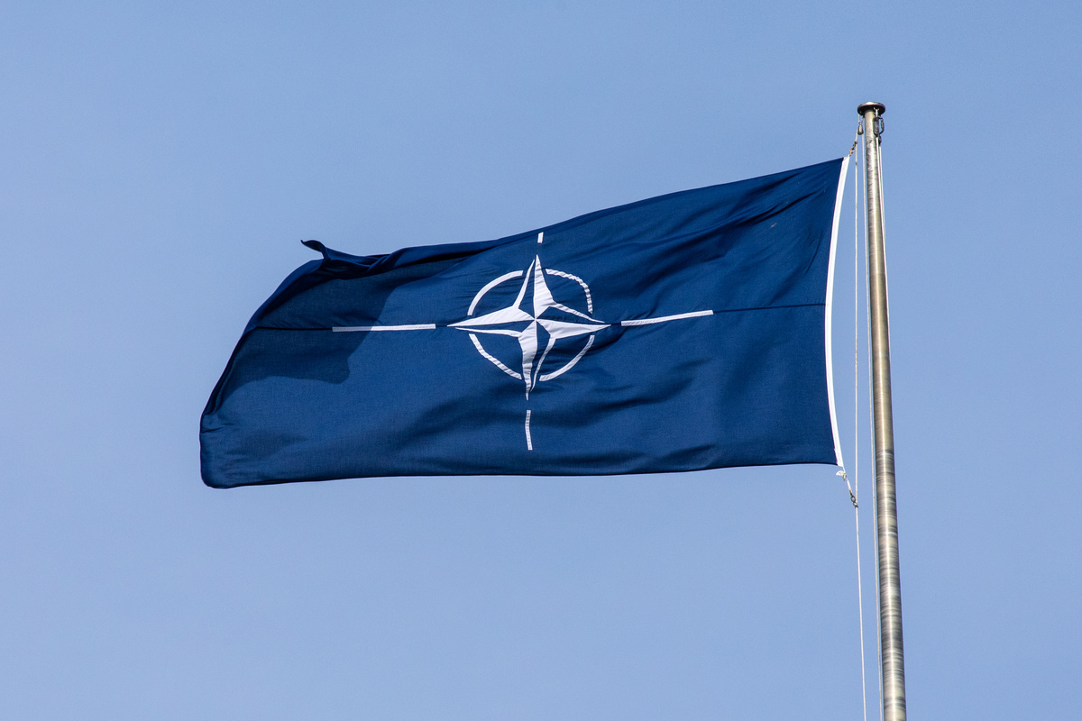     Флаг НАТО / Gettyimages.ru / chrisdorney