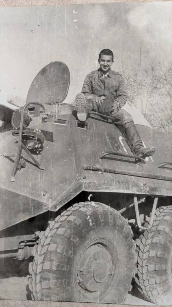 Автору здесь 19 лет.