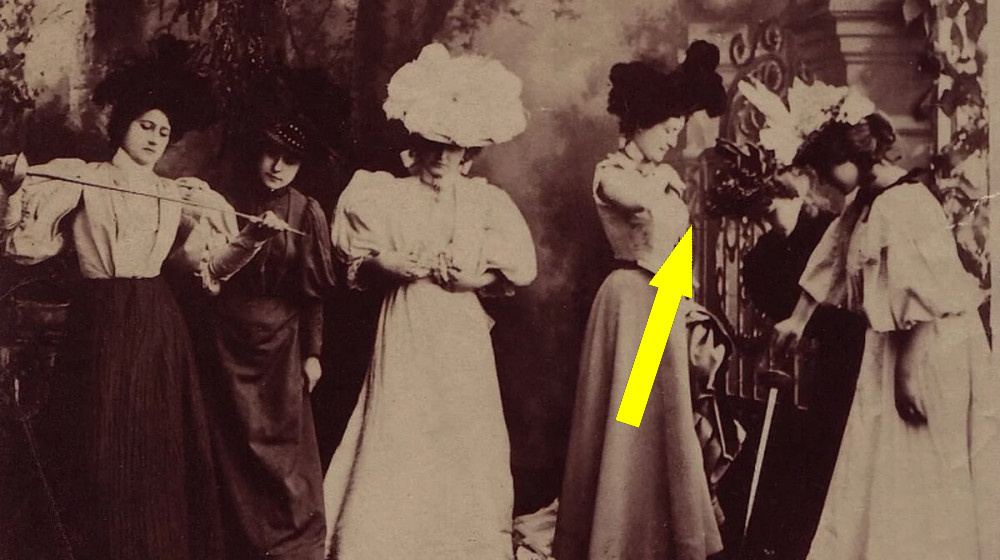    Женщина получила ответ на заявку о работе с задержкой в 48 лет