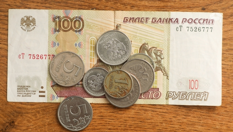    Традиция оставлять чаевые зародилась в Англии Фото: Дмитрий Ахмадуллин / / ИА «Победа26»