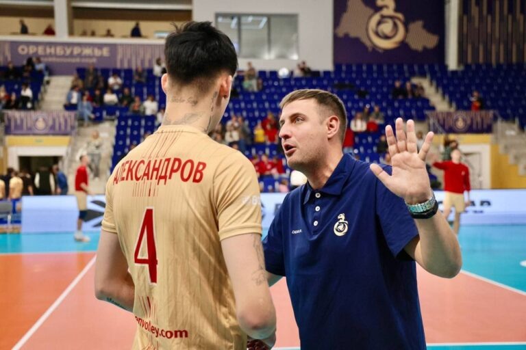    Волейболисты «Оренбуржья» уступили «Енисею» Антон Пичурин