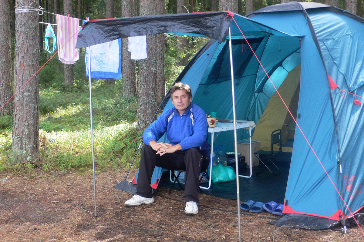 Утром у палатки