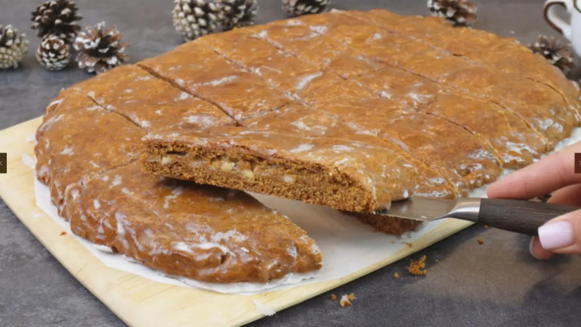 Это настолько вкусно, что не описать словами! Этот Покровский пряник просят испечь снова и снова (рецепт, который хочется сохранить).