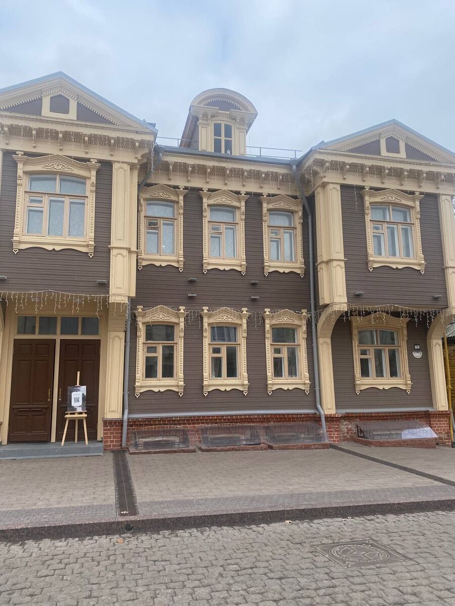 Дом усадьбы Гусевых, Славянская, 4