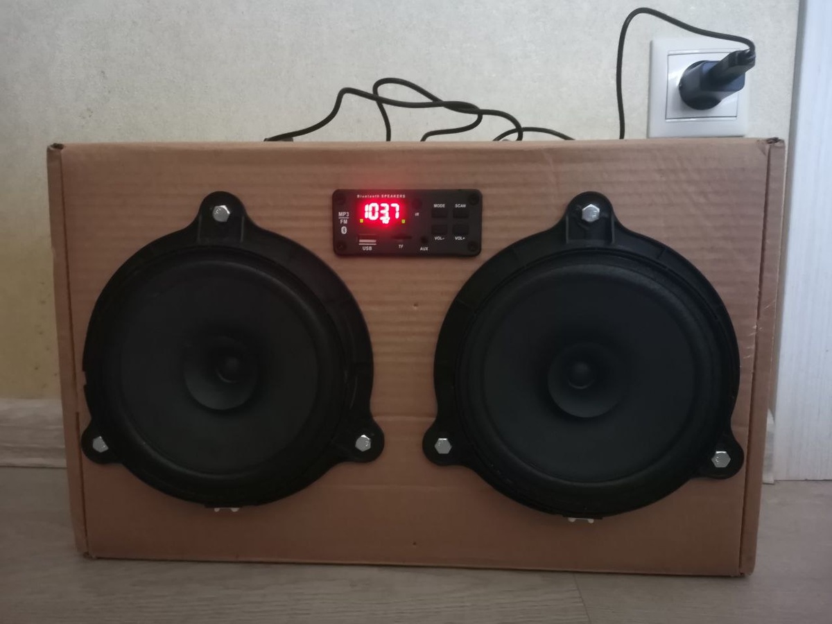 Активная колонка с автомобильным усилителем